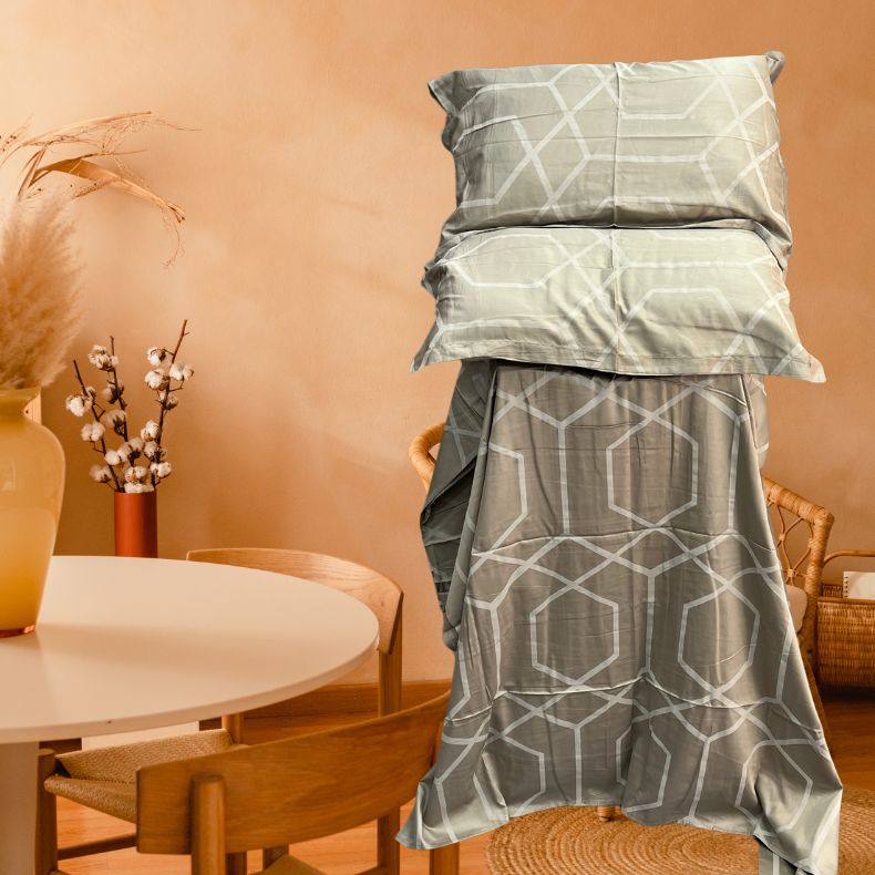 Beige Abstract Double Bedsheet with Pillow Covers/108" x 108" - Laces and Frills