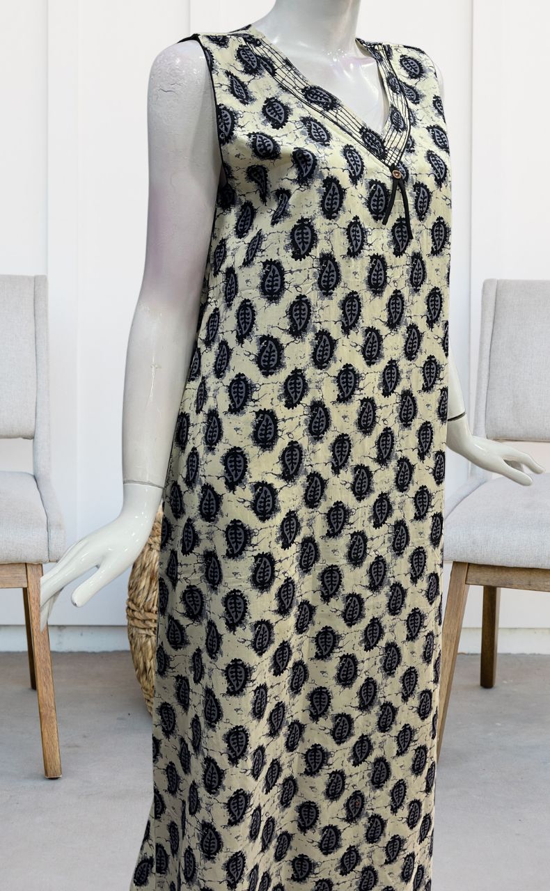 Off White/Black Manga Motif Sleeveless Pure Cotton Nighty. Pure Durable Cotton | Laces and Frills - Laces and Frills