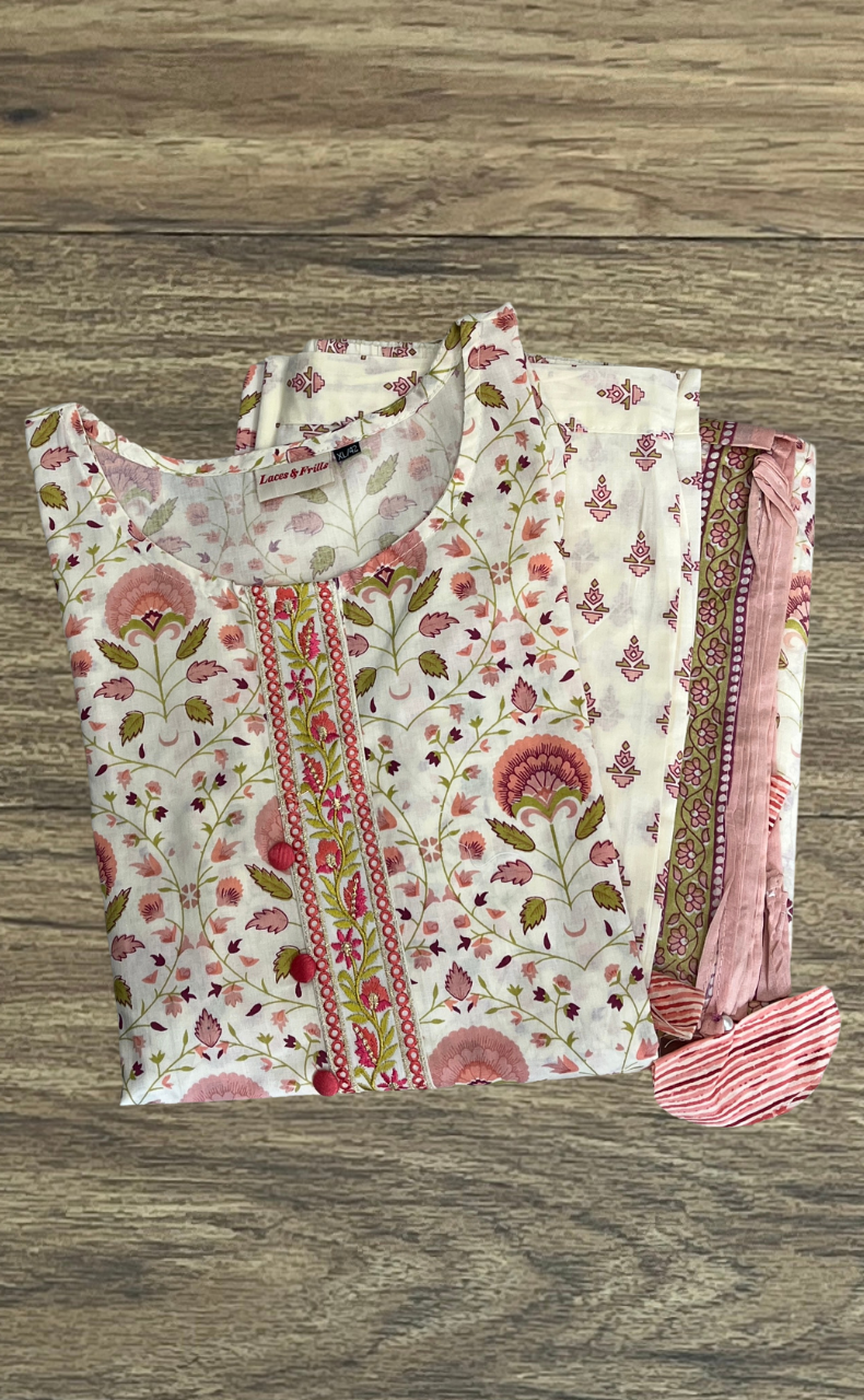 Off White/Peach Floral Garden Jaipur Cotton Kurti With Pant And Dupatta Set. Pure Versatile Cotton. | Laces and Frills