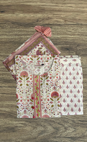 Off White/Peach Floral Garden Jaipur Cotton Kurti With Pant And Dupatta Set. Pure Versatile Cotton. | Laces and Frills