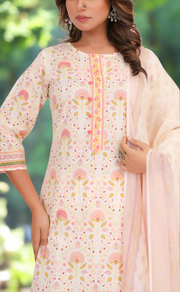 Off White/Peach Floral Garden Jaipur Cotton Kurti With Pant And Dupatta Set. Pure Versatile Cotton. | Laces and Frills
