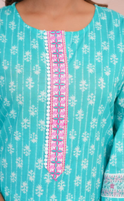 Sea Green Tiny Flora Jaipur Cotton Kurti With Pant And Dupatta Set. Pure Versatile Cotton. | Laces and Frills