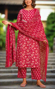 Magenta Pink Garden Jaipur Cotton Kurti With Pant And Dupatta Set. Pure Versatile Cotton. | Laces and Frills