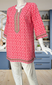 Pink Abstract Jaipur Cotton Short Kurti. Pure Versatile Cotton. | Laces and Frills