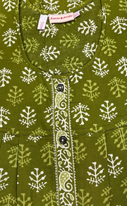 Green Leafy Full Open Pure Cotton Nighty. Pure Cotton | Laces and Frills