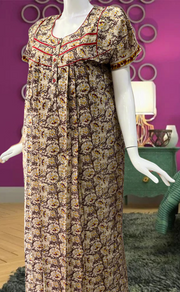 Off White/Maroon Garden Pure Cotton Feeding Nursing Nighty . Pure Durable Cotton | Laces and Frills - Laces and Frills